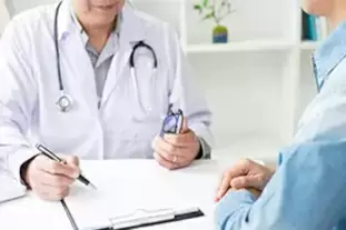 Exclusivo para pessoas físicas, a partir de 54 anos. O plano oferece acomodação em enfermaria e atendimento regional.