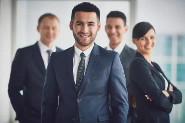 confident-business-team-with-leader_1098-3228-1.jpg confident-business-team-with-leader_1098-3228-1.jpg