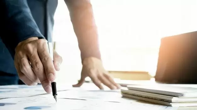 team-work-process-young-business-managers-crew-working-with-new-startup-project-labtop-wood-table-typing-keyboard-texting-message-analyze-graph-plans_1423-83-1 team-work-process-young-business-managers-crew-working-with-new-startup-project-labtop-wood-table-typing-keyboard-texting-message-analyze-graph-plans_1423-83-1